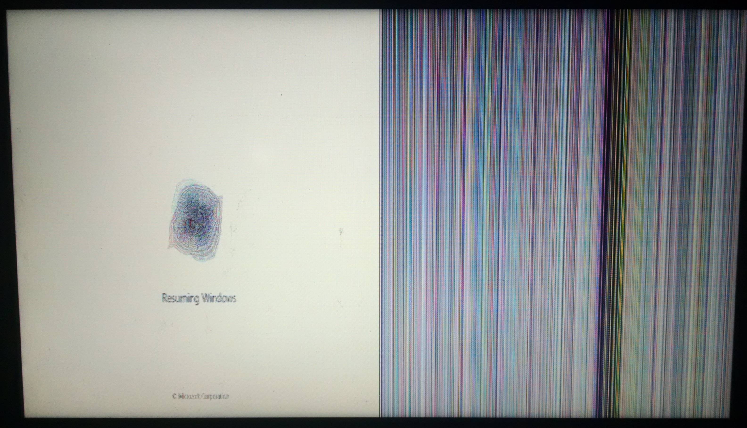 Вертикальные полосы на экране. Вертикальные полосы на мониторе IMAC. IMAC вертикальные цветные полосы. Цветные горизонтальные полосы сканер. На экране ноутбука вертикальные разноцветные полосы.